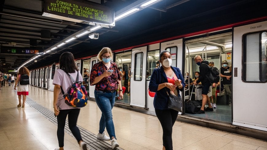 Safe mobility: Knorr-Bremse equips 585 Barcelona Metro rail cars with clean[air] air-conditioning technology